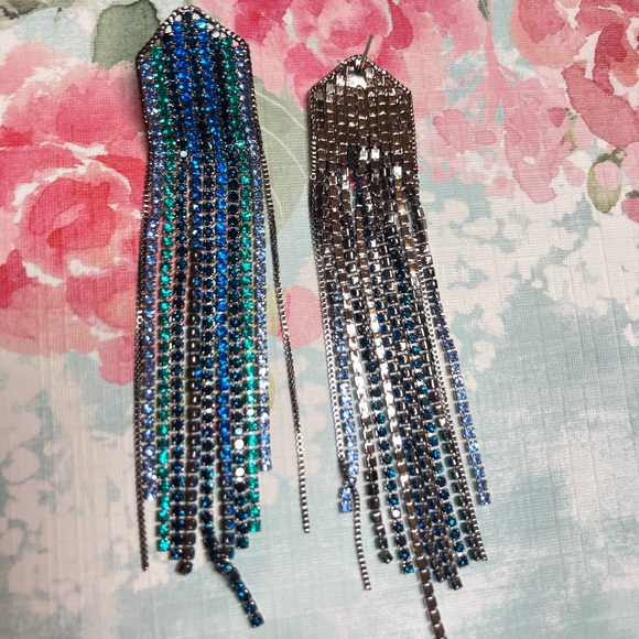 🌟 Long Blue Crystals Earrings - Picture 6 of 6